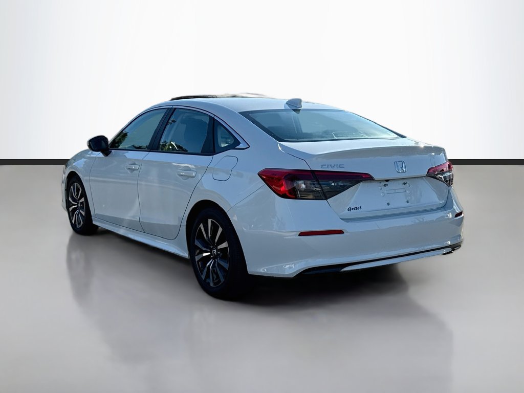 Used 2023 Honda Civic EX image 5