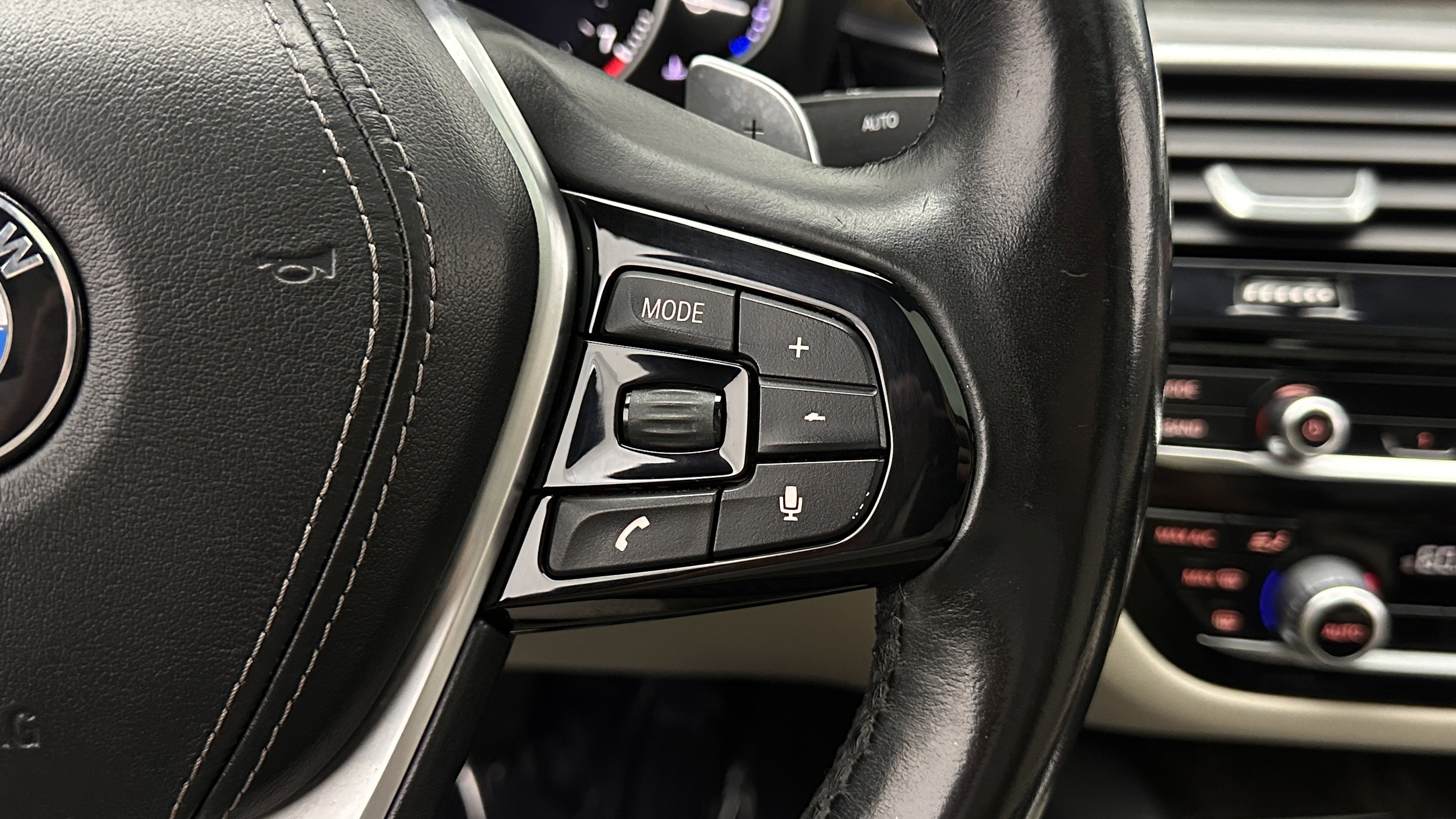 Used 2017 BMW 540i image 23