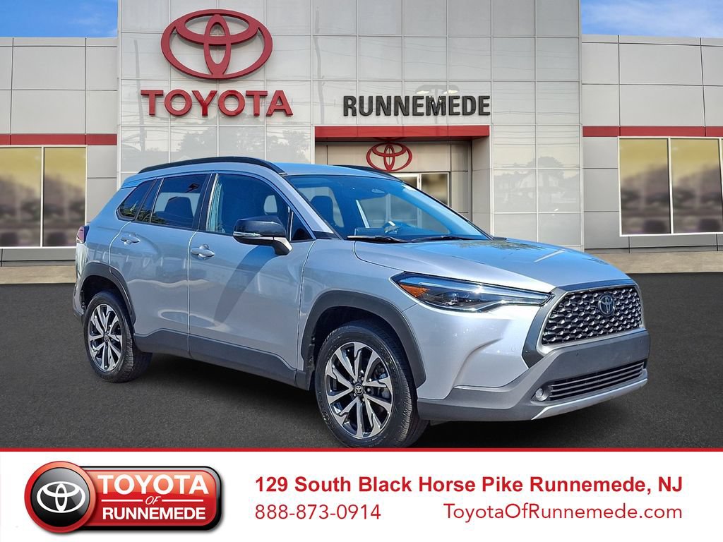 Certified 2025 Toyota Corolla Cross XLE