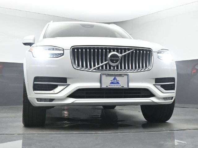 Used 2024 Volvo XC90 B6 Ultimate w/ Protection Package AWD/4WD image 38