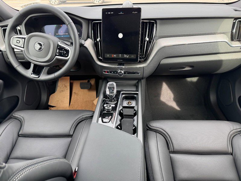 New 2026 Volvo XC60 B5 Ultra w/ Climate Package image 6