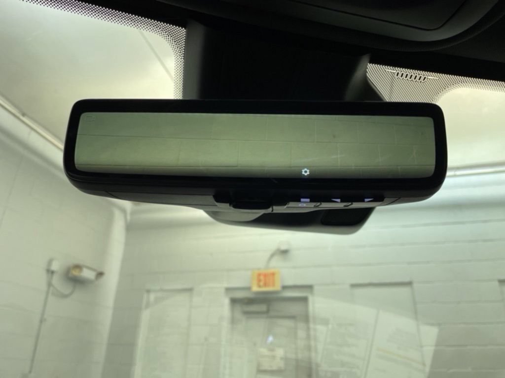 New 2025 Jeep Grand Cherokee Limited w/ Luxury Tech Group II RWD image 14