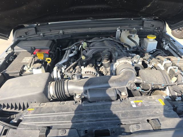 Used 2022 Jeep Gladiator Mojave w/ Cold Weather Group AWD/4WD image 15