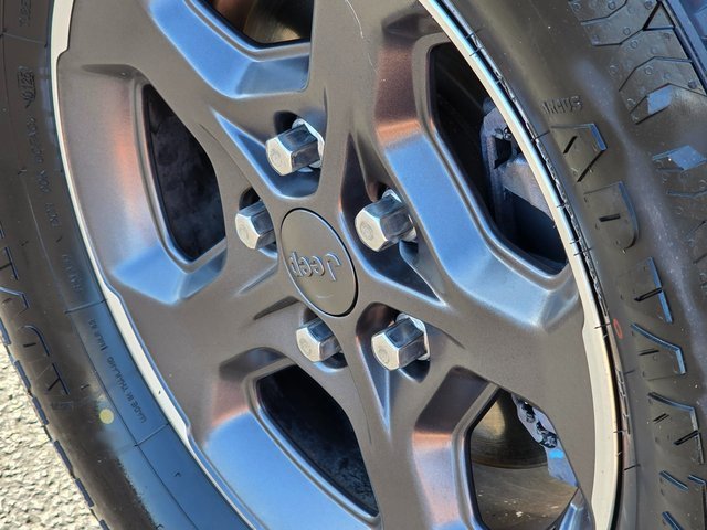 Used 2020 Jeep Gladiator Rubicon image 16