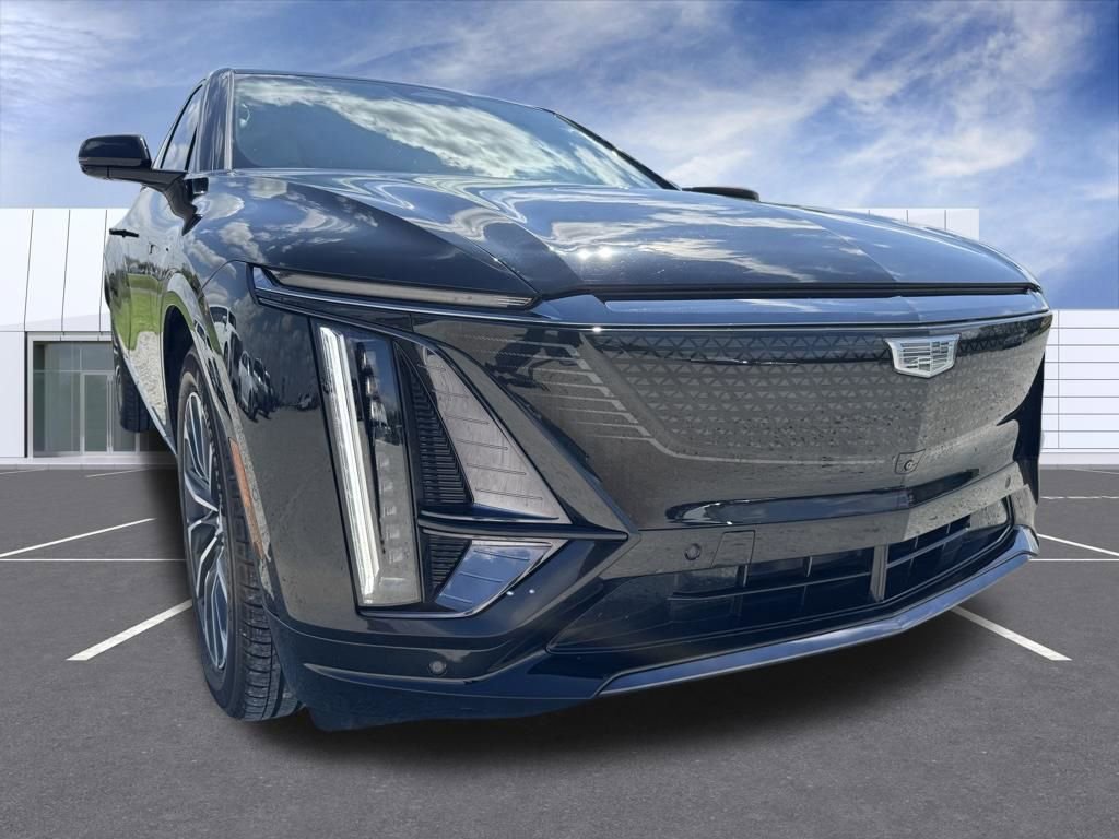Certified 2024 Cadillac Lyriq Sport AWD/4WD image 8