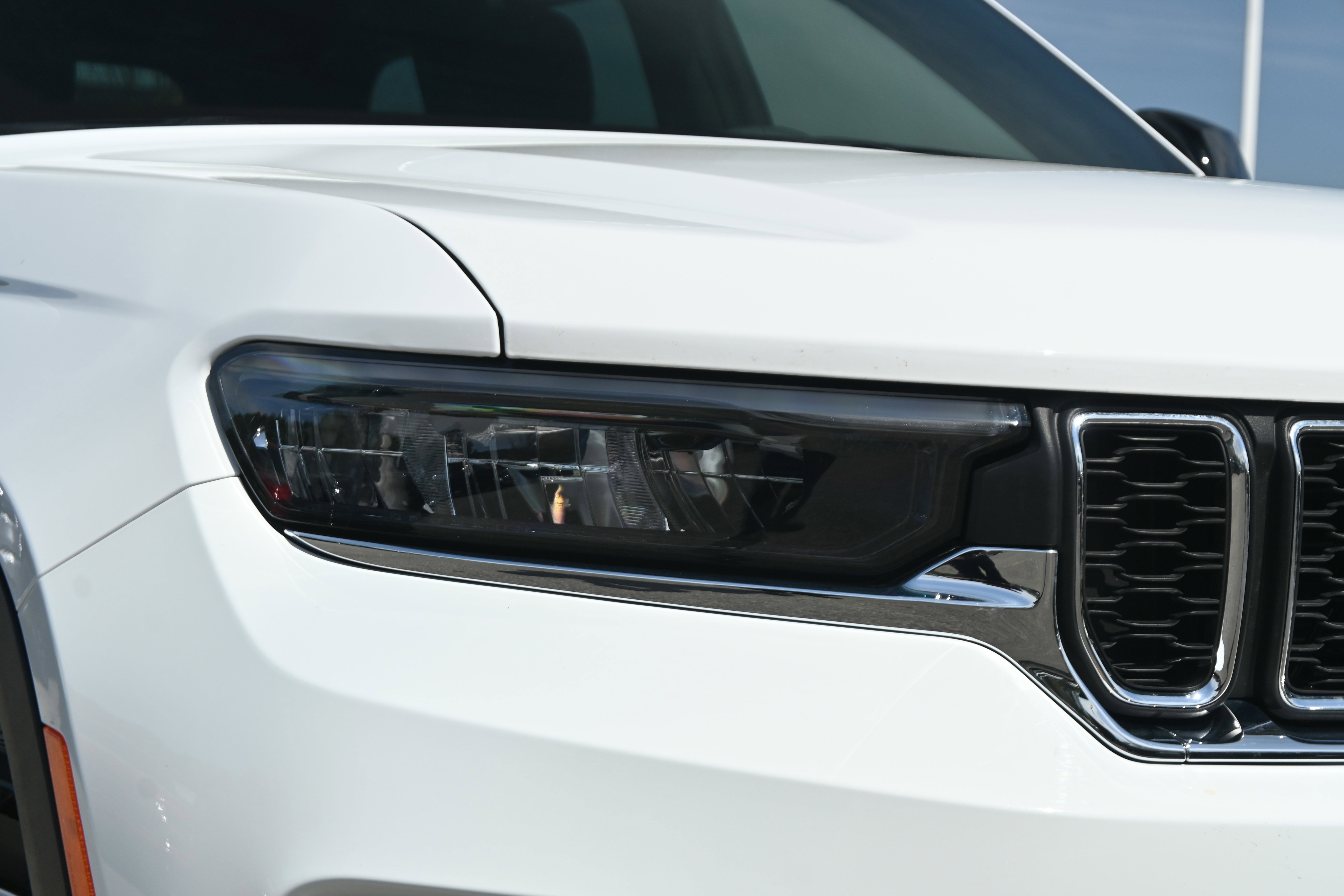 Used 2025 Jeep Grand Cherokee Laredo X image 27