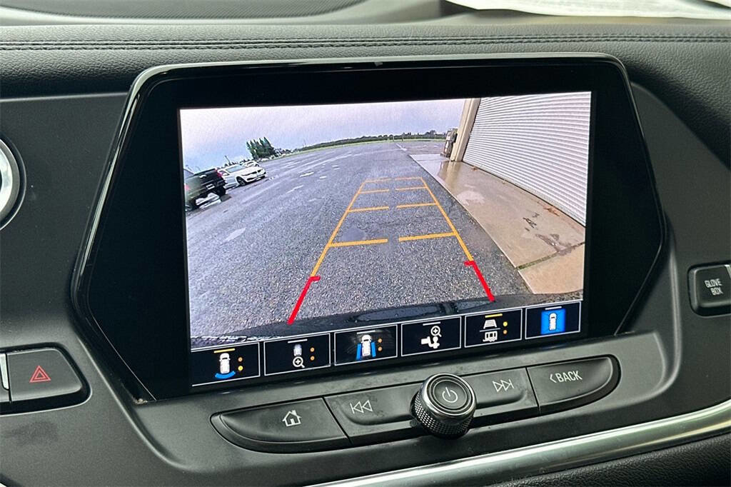 Used 2021 Chevrolet Blazer LT w/ Sound & Technology Package image 21