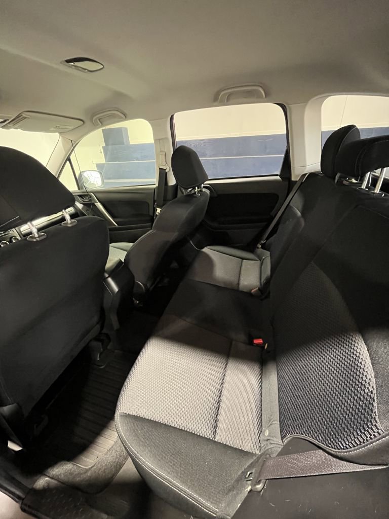 Used 2015 Subaru Forester 2.5i image 8