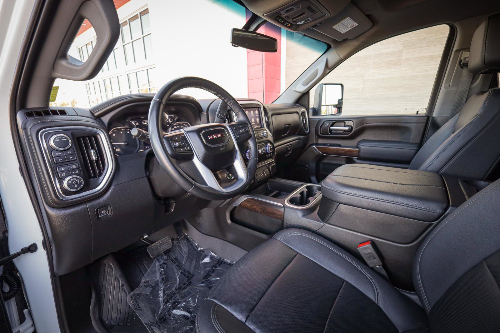Used 2023 GMC Sierra 3500 SLT w/ SLT Convenience Package image 12