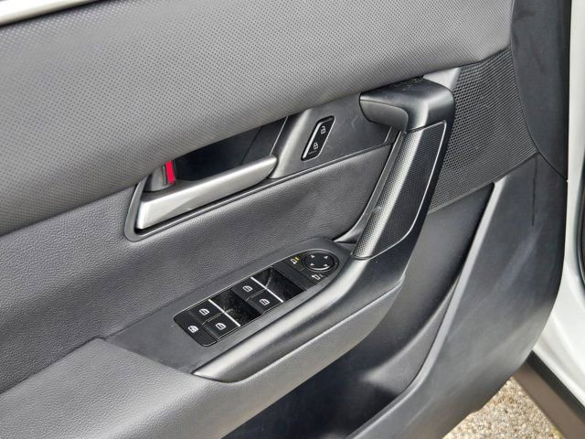 Used 2025 MAZDA CX-50 AWD 2.5 S w/ Premium Package image 14