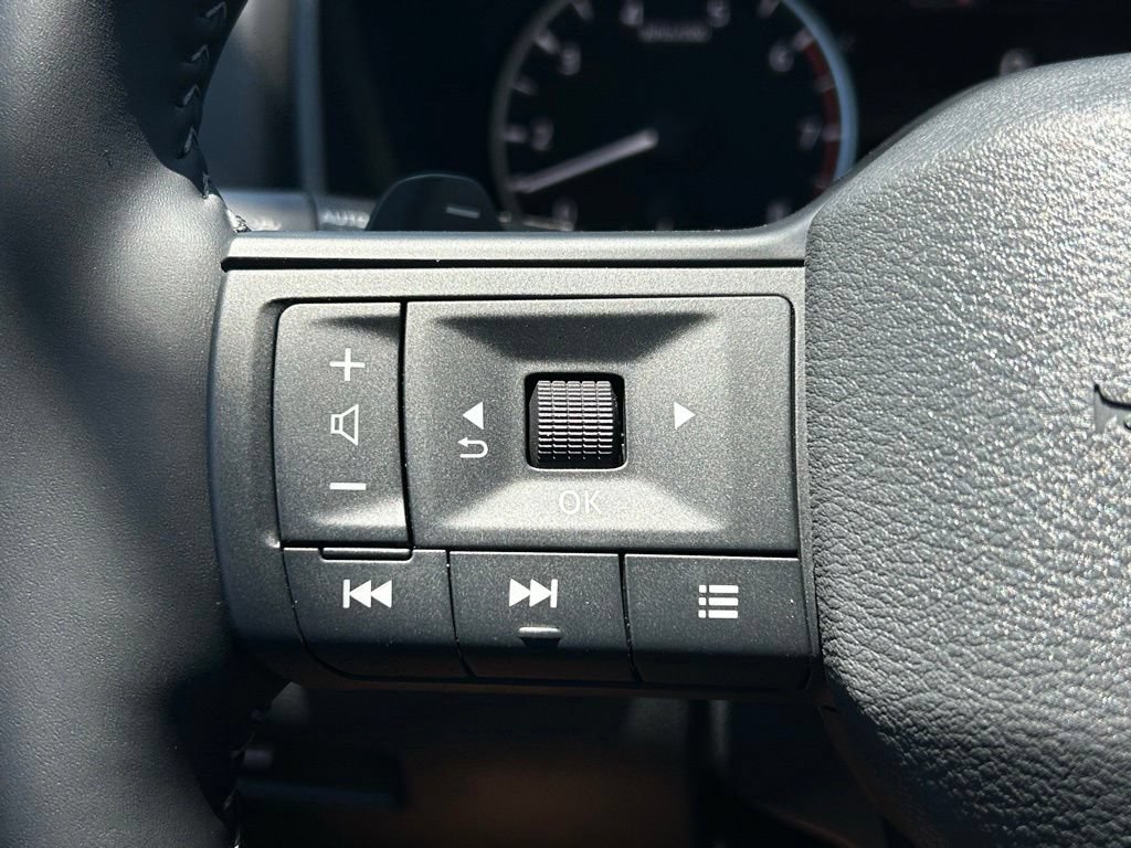 New 2026 Nissan Rogue SV AWD/4WD image 26