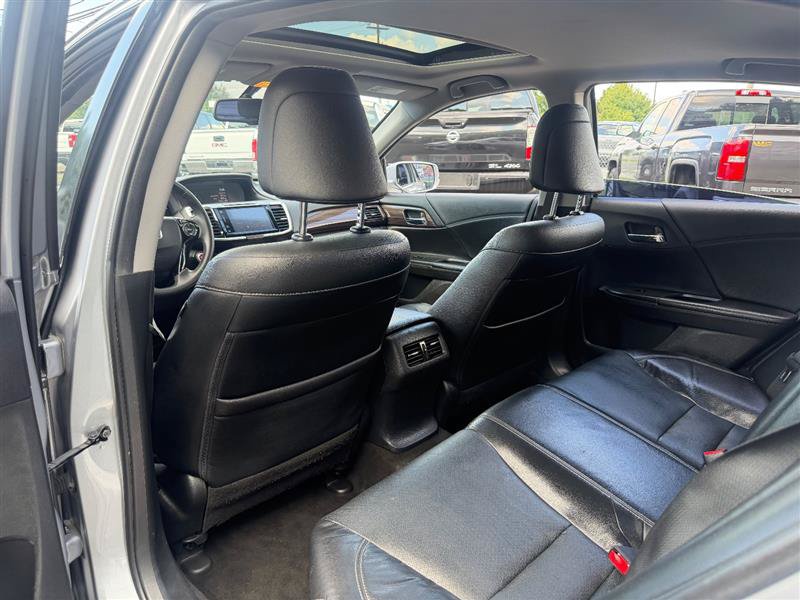 Used 2016 Honda Accord EX-L image 21