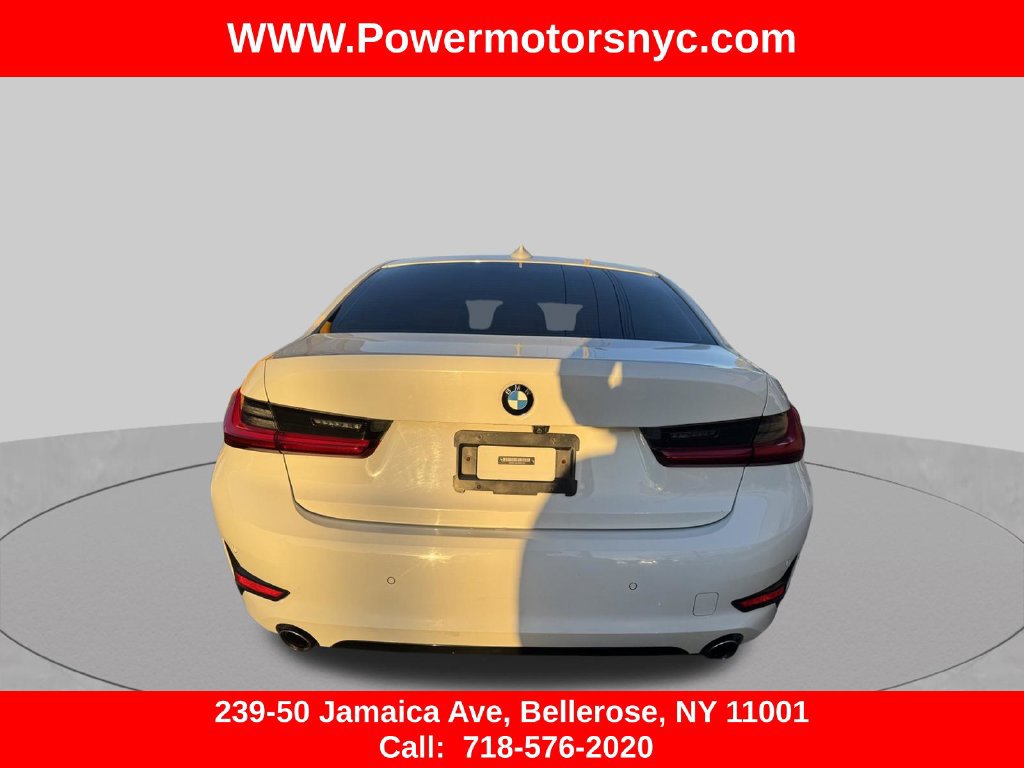 Used 2021 BMW 330i xDrive Sedan w/ Premium Package AWD/4WD image 13