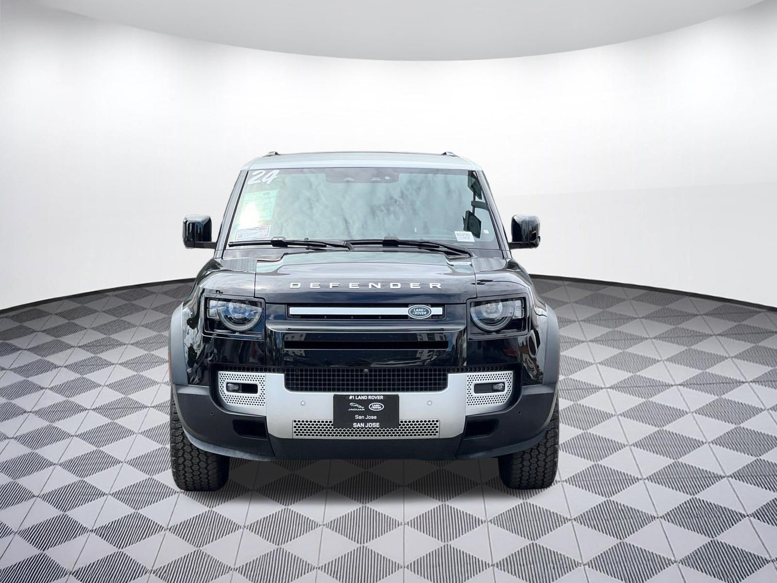 Certified 2024 Land Rover Defender 110 S AWD/4WD image 5