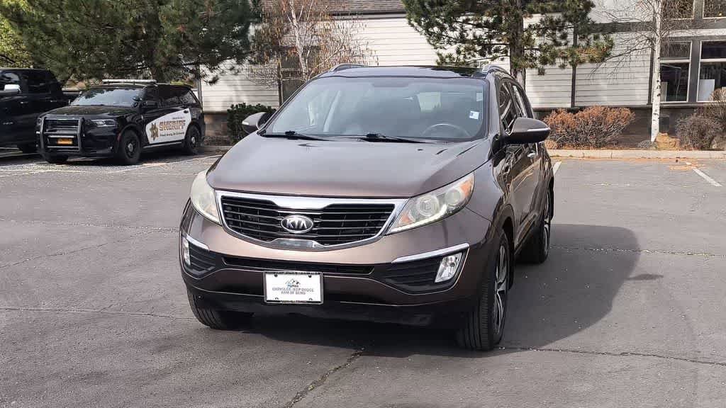 Used 2011 Kia Sportage EX w/ Premium Pkg w/Leather Seats image 4