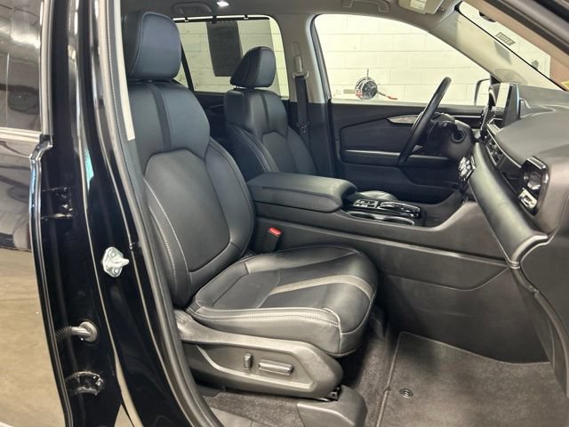 Certified 2024 Honda Pilot Touring image 14
