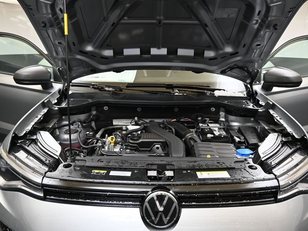 New 2026 Volkswagen Taos S image 9