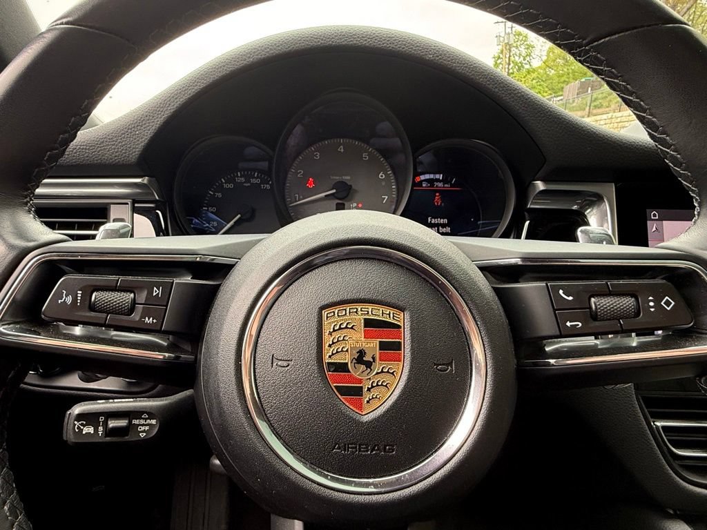 Used 2023 Porsche Macan S AWD/4WD image 38