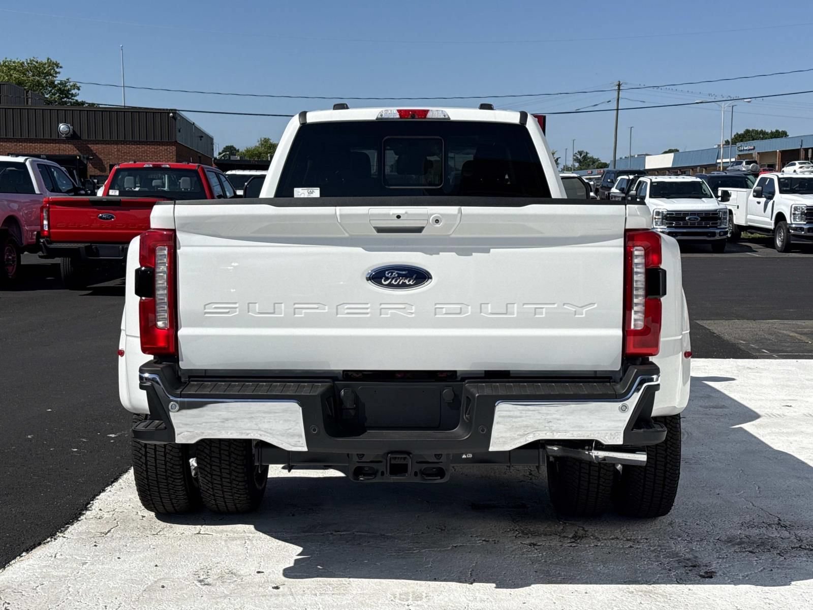 New 2026 Ford F350 Lariat w/ Lariat Ultimate Package AWD/4WD image 4