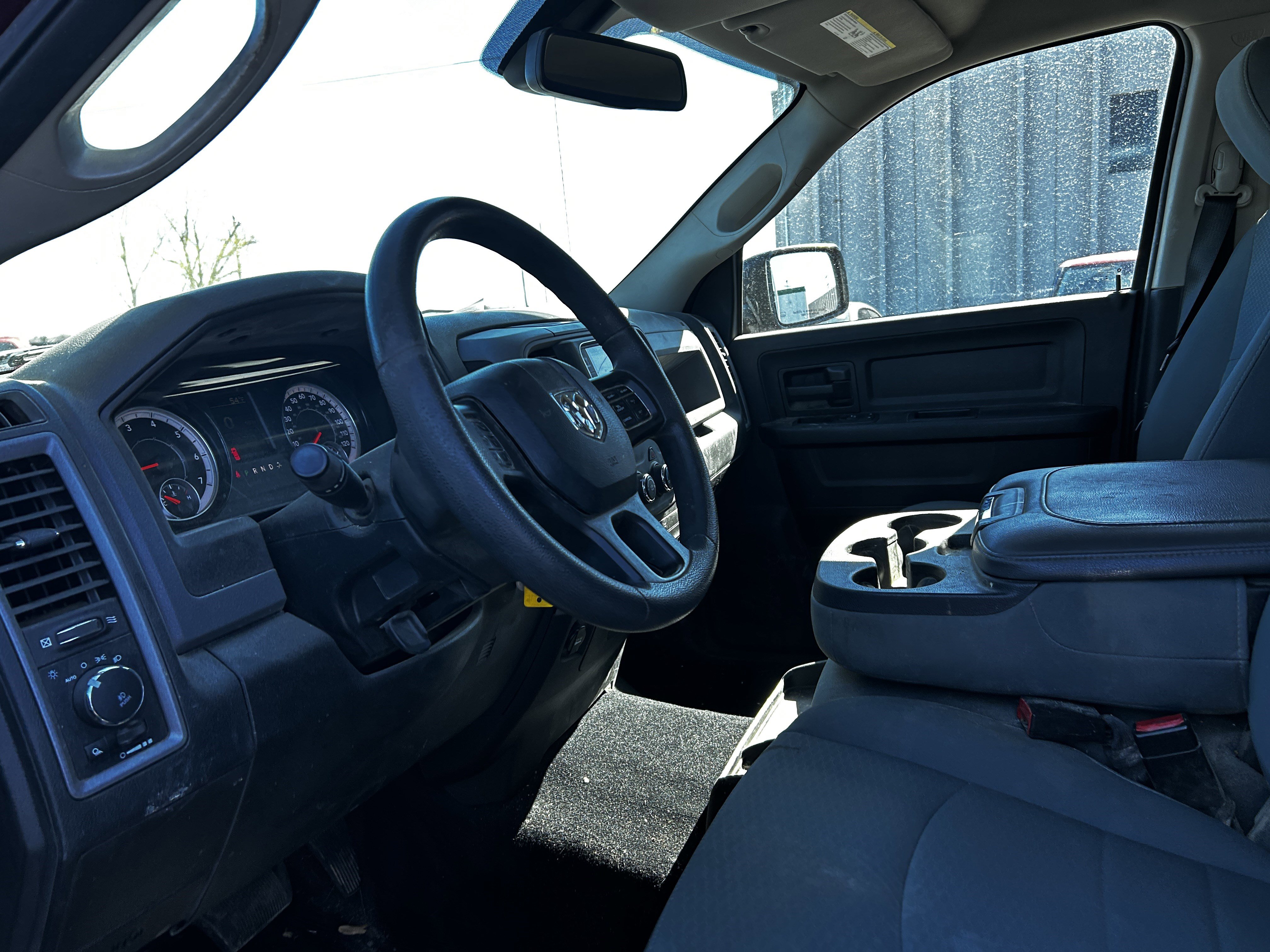 Used 2018 RAM 1500 Express image 9