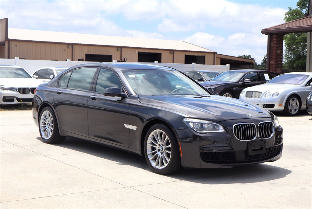 Used 2014 BMW 750Li RWD image 9