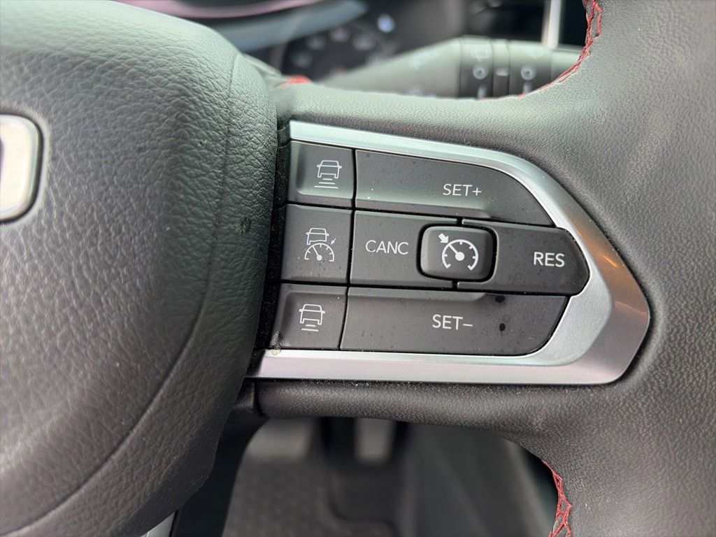 Used 2024 Jeep Compass Trailhawk AWD/4WD image 24