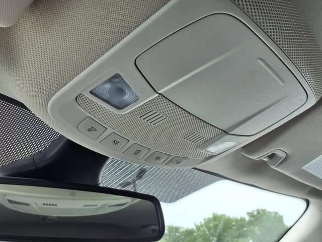 Used 2024 Ford Edge SEL AWD/4WD image 16
