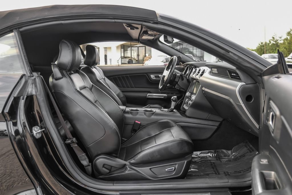 Used 2019 Ford Mustang GT Premium RWD image 34