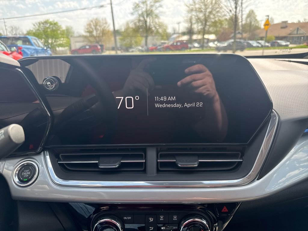 New 2026 Chevrolet Trax LT FWD image 32