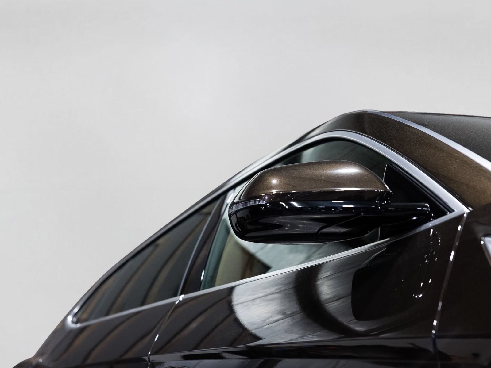 Used 2021 Lamborghini Urus AWD/4WD image 15