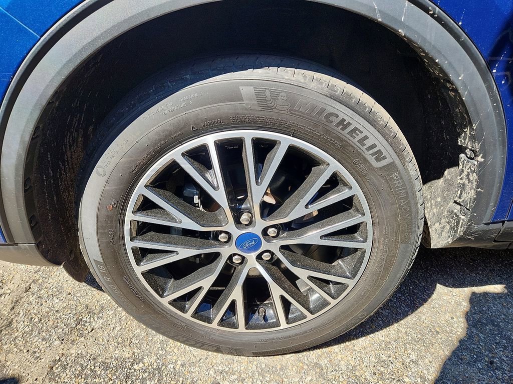 Used 2022 Ford Escape SE image 9