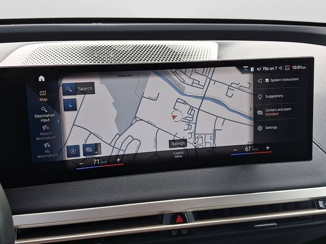 Used 2023 BMW iX xDrive50 w/ Sport Package AWD/4WD image 20