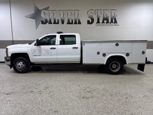 Used 2016 Chevrolet Silverado 3500 W/T w/ WT Convenience Package AWD/4WD image 5