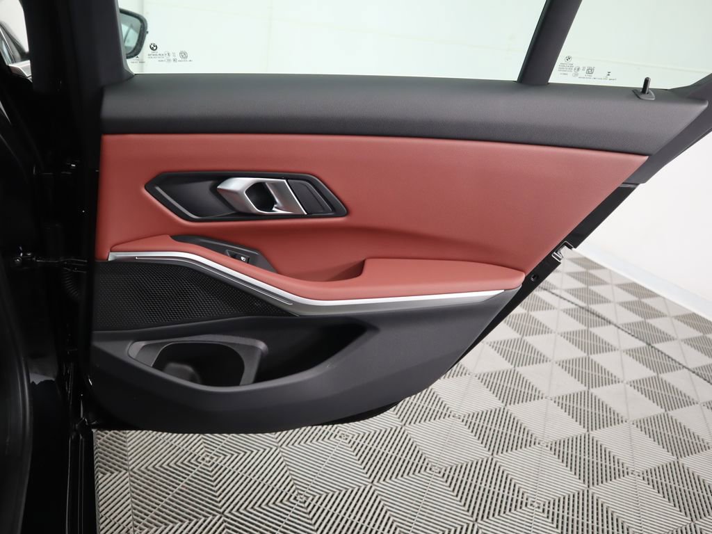 New 2026 BMW 330i Sedan w/ Convenience Package image 28