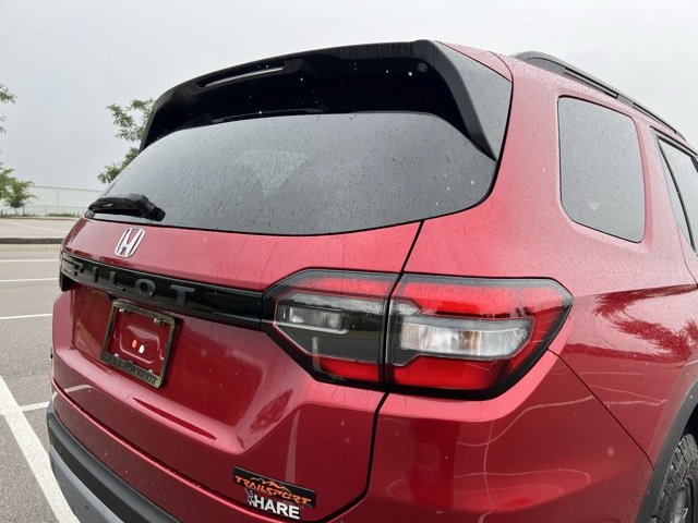 New 2025 Honda Pilot TrailSport image 9