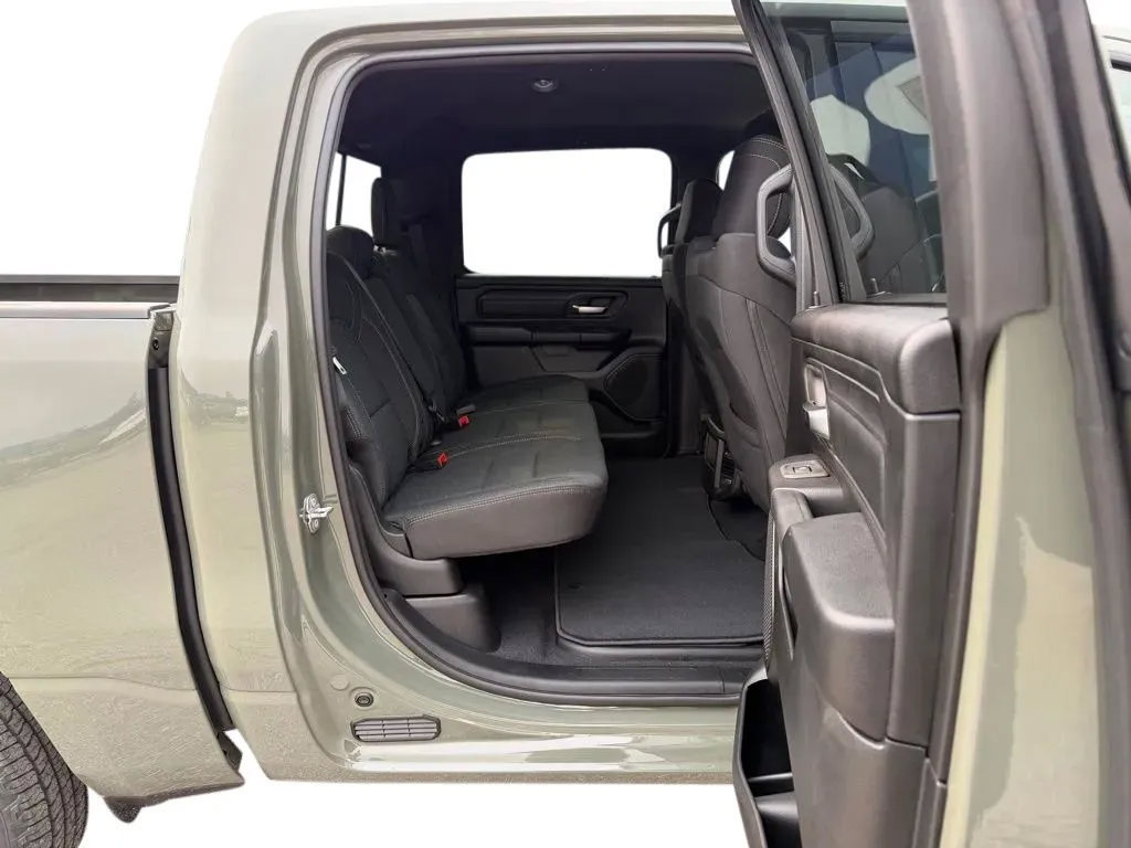 New 2026 RAM 1500 Tradesman AWD/4WD image 32