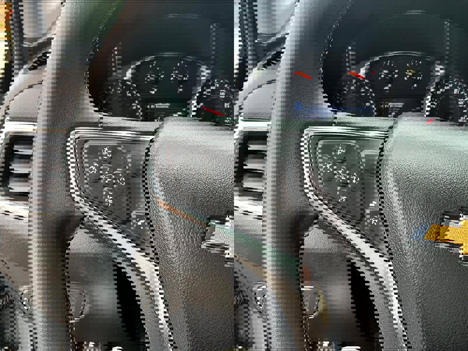 Used 2024 Chevrolet Equinox LT image 22