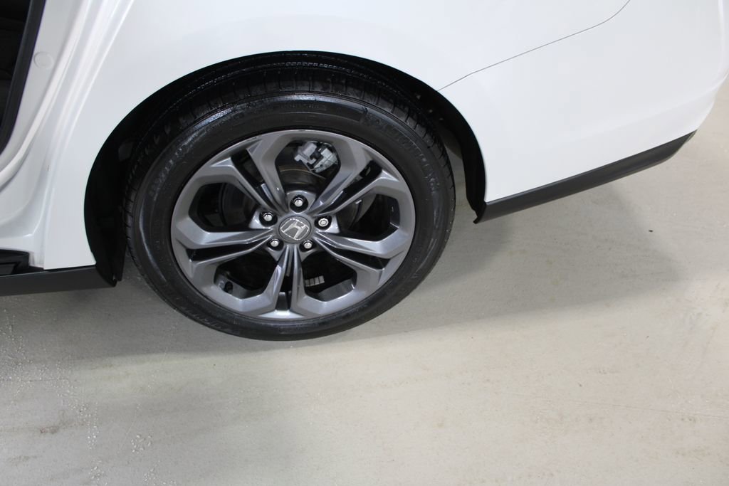 Used 2023 Honda Accord EX image 17