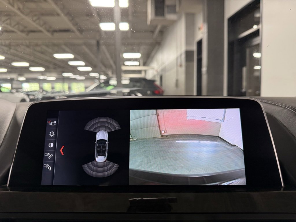 Used 2018 BMW 650i Convertible image 14