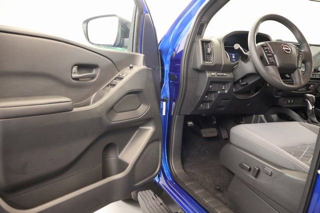 New 2026 Nissan Frontier SV w/ SV Convenience Package image 6