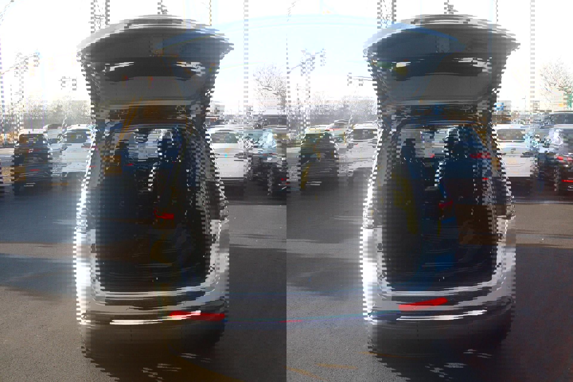 Used 2021 Jeep Grand Cherokee L Limited AWD/4WD image 7