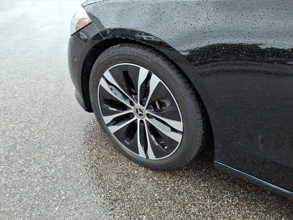 Certified 2022 Mercedes-Benz C 300 4MATIC Sedan image 9
