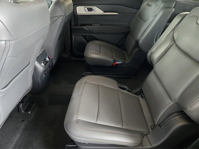 New 2025 Ford Explorer Active w/ Active Comfort Package image 21
