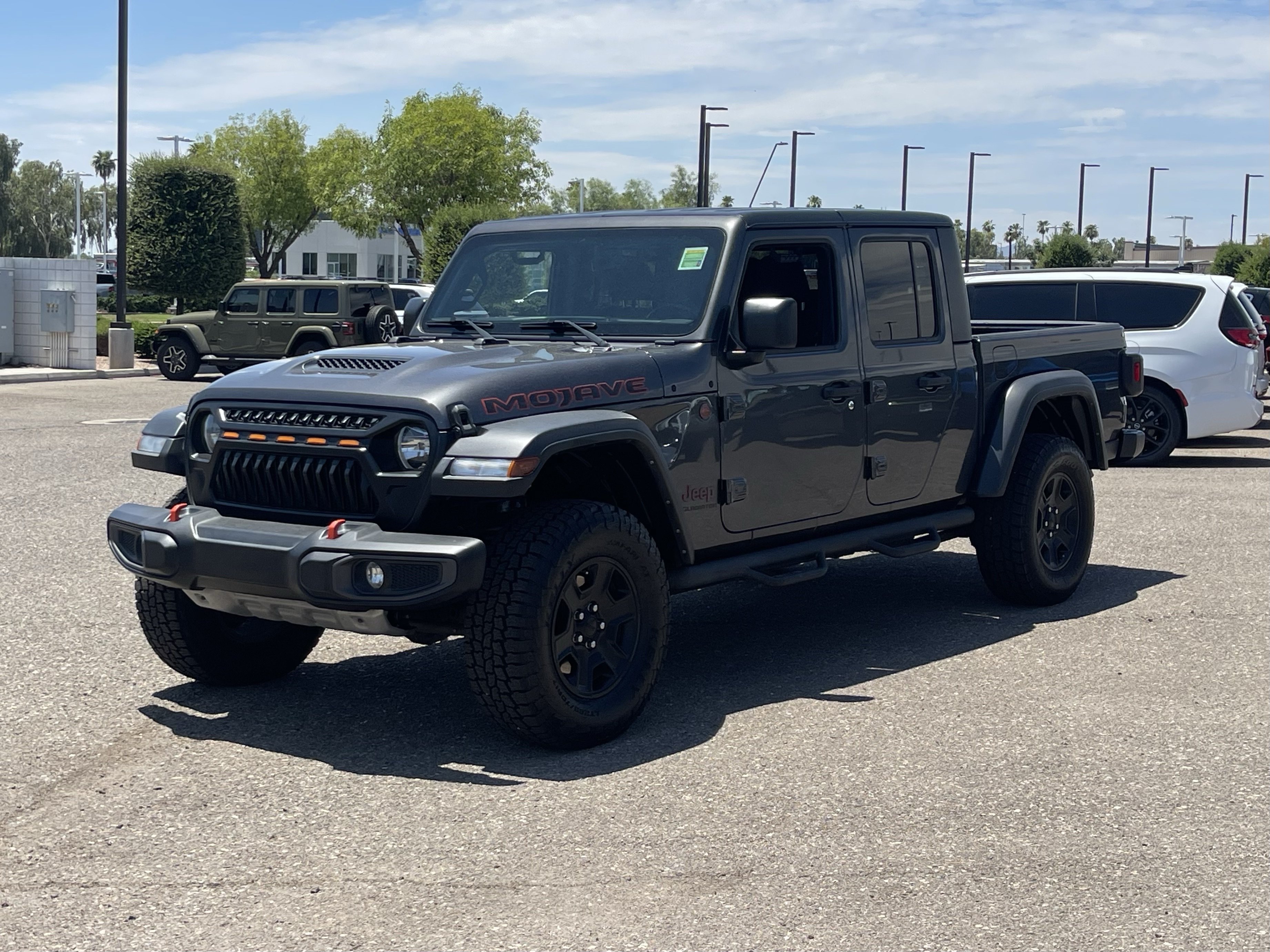 Used 2021 Jeep Gladiator Mojave AWD/4WD image 2