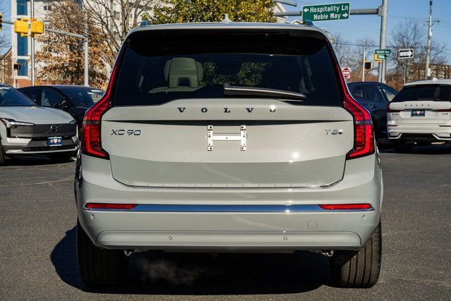 New 2026 Volvo XC90 T8 Ultra w/ Protection Package Premier image 6
