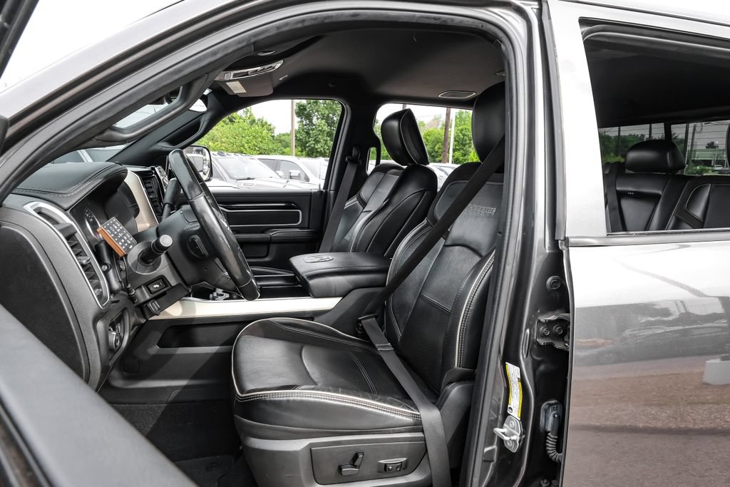 Used 2019 RAM 3500 Laramie AWD/4WD image 34