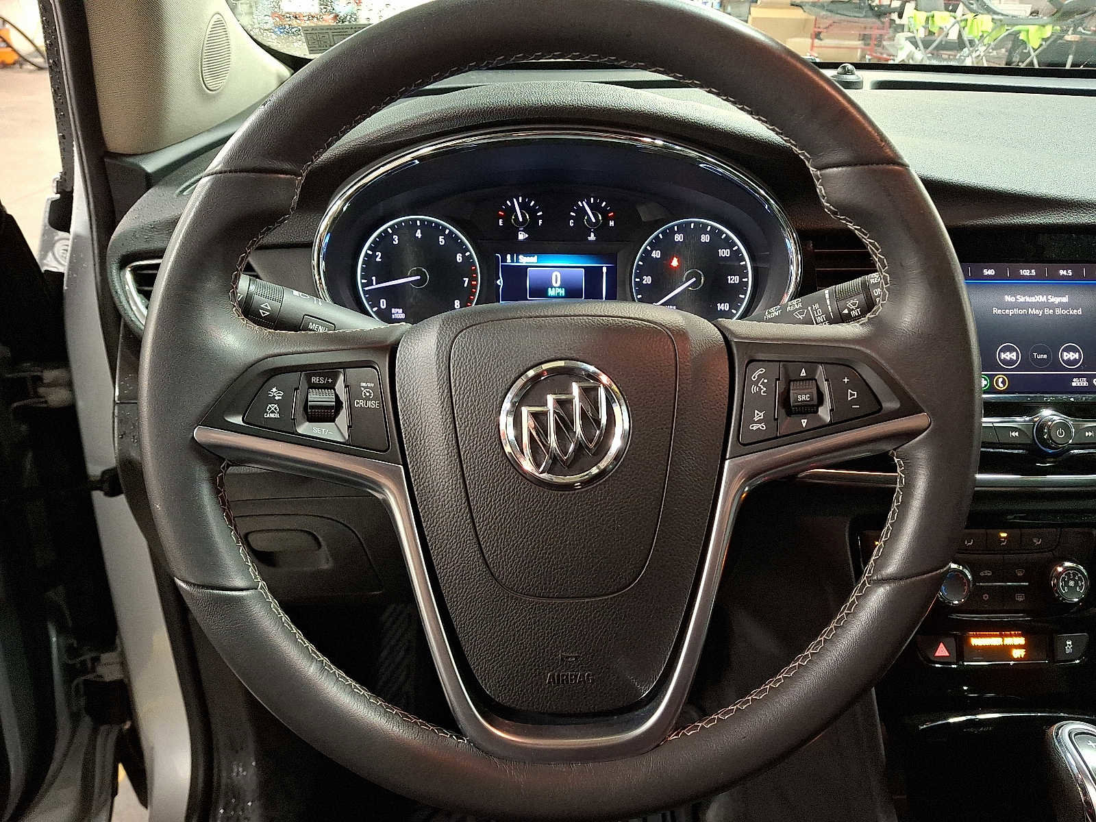 Used 2022 Buick Encore Preferred w/ Safety Package II image 19