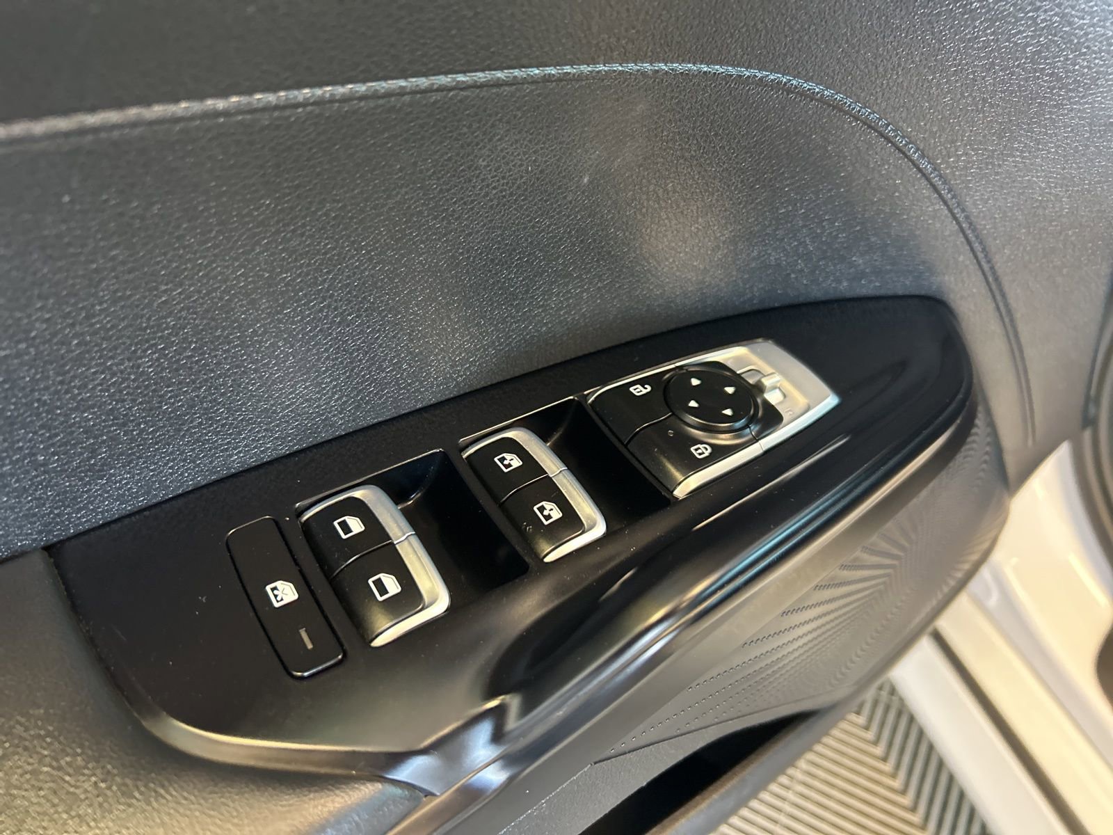 Used 2022 Kia K5 GT-Line w/ GT-Line FWD Premium Package image 14