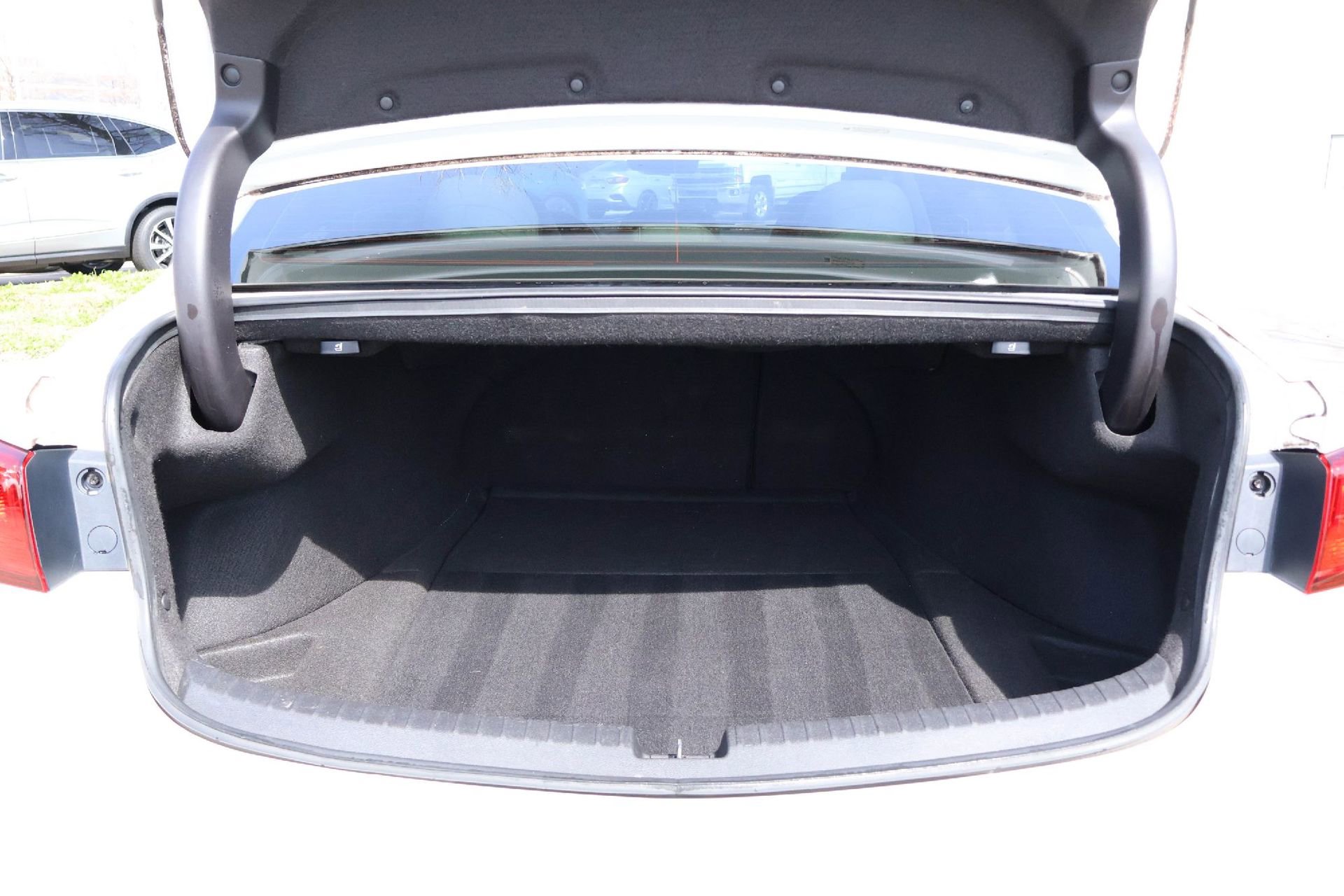Used 2018 Acura TLX V6 image 19