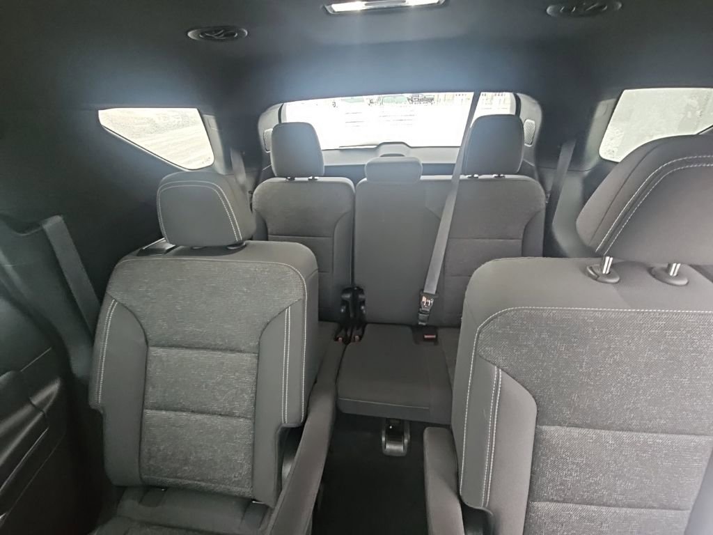 Certified 2025 Chevrolet Traverse LT image 17